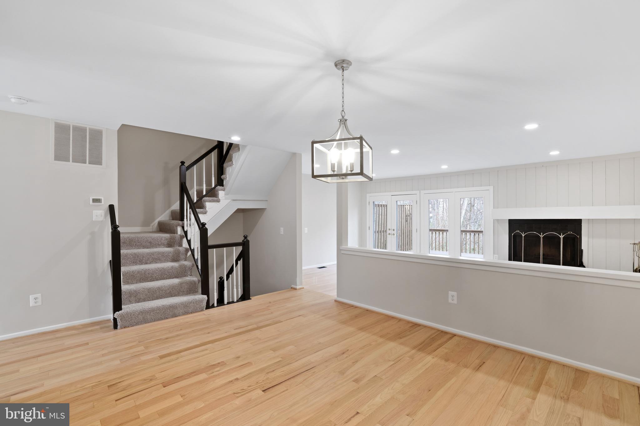 FAIR WOODS - Residential