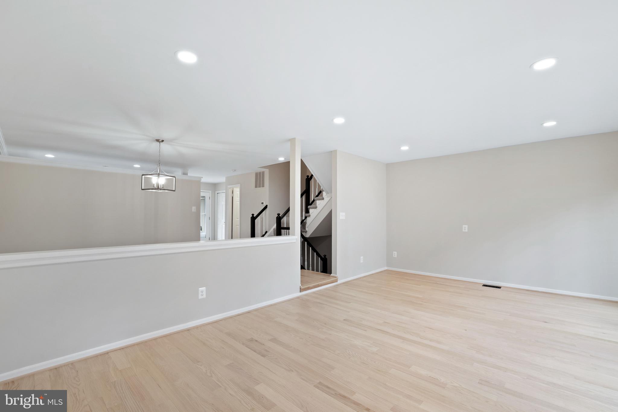 FAIR WOODS - Residential