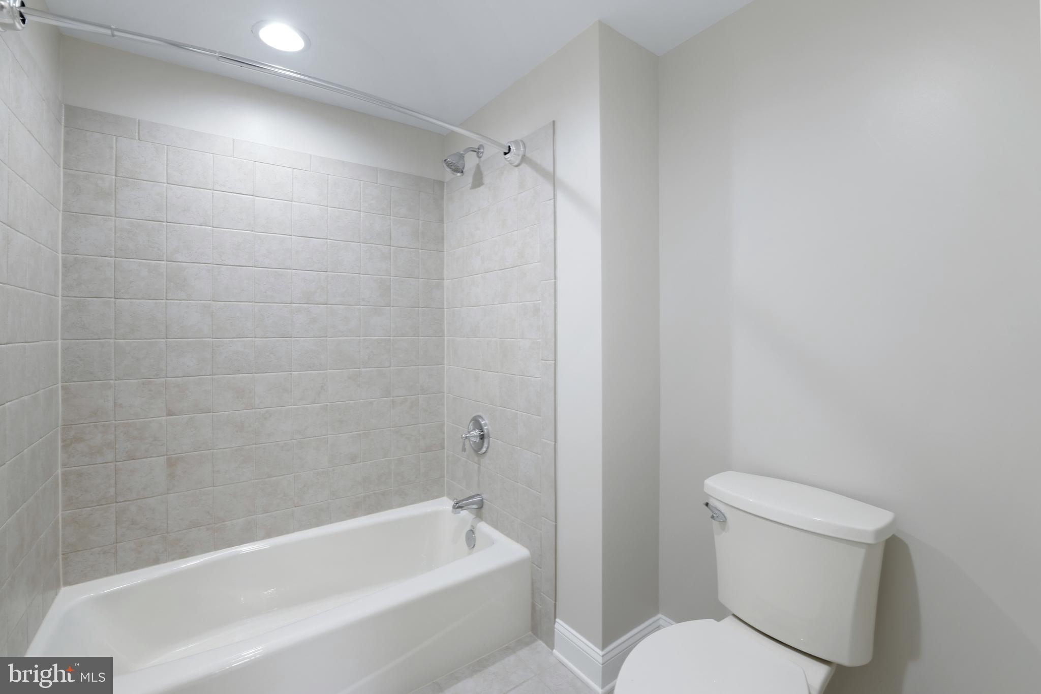 FAIR WOODS - Residential