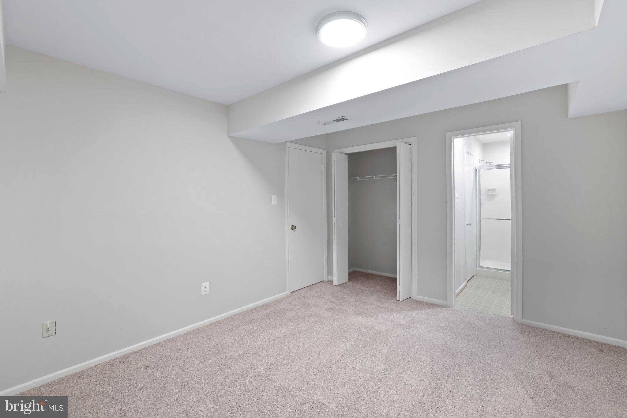 FAIR WOODS - Residential