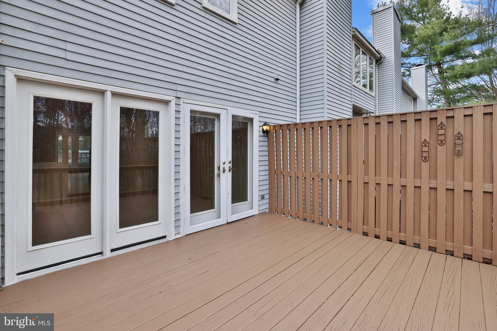 FAIR WOODS - Residential