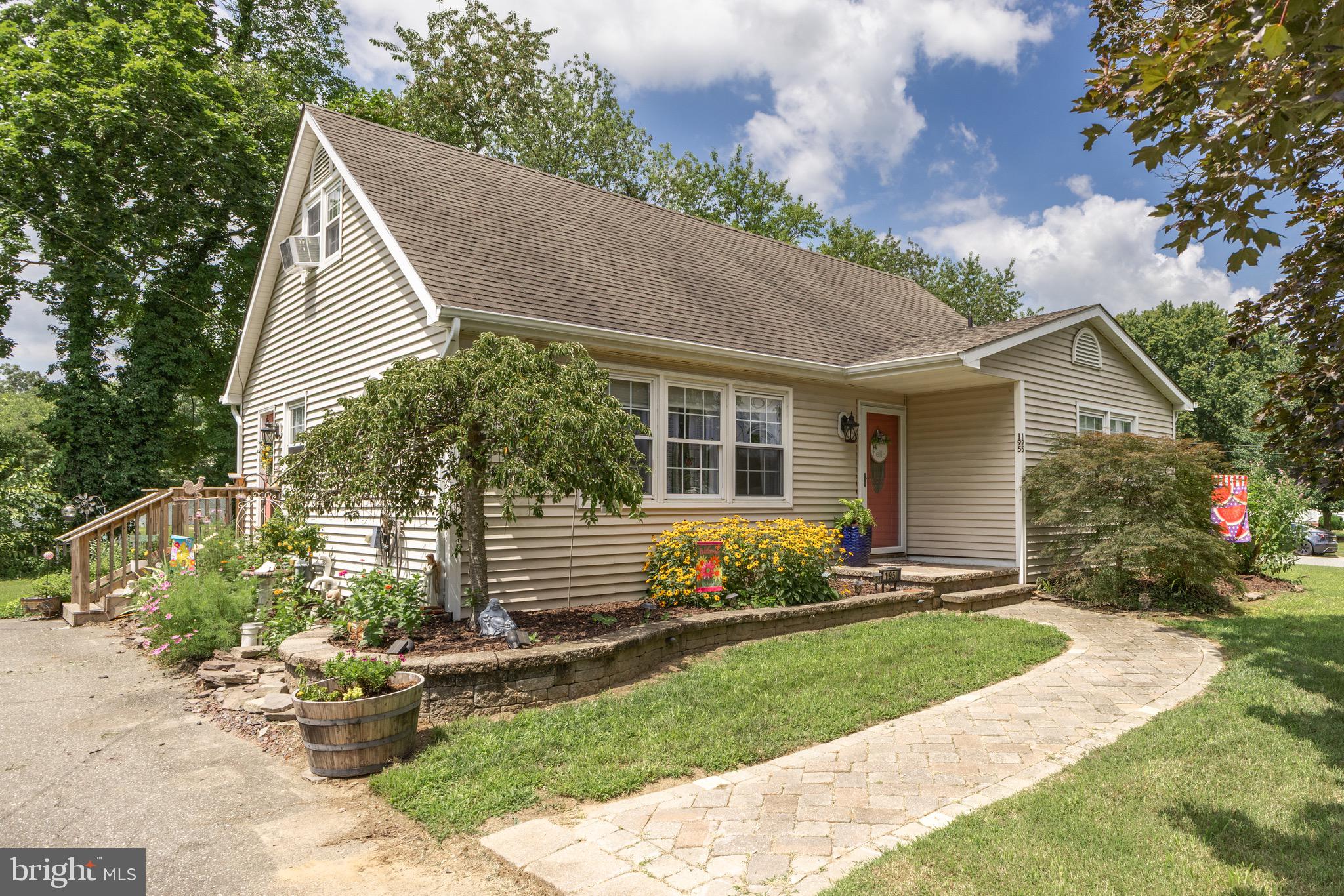 195 MARY ELMER DRIVE