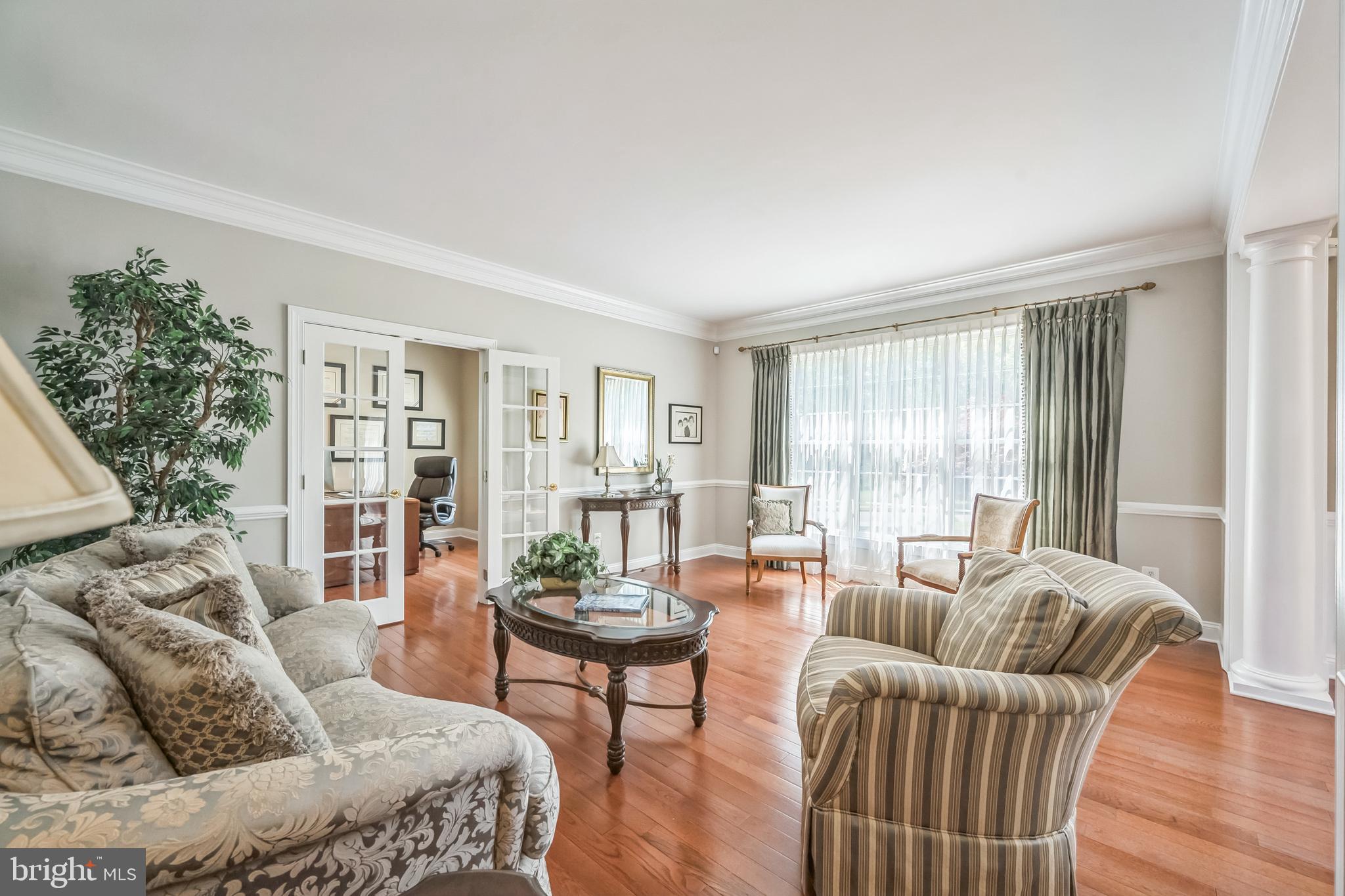 RIVER CROSSING - Residential