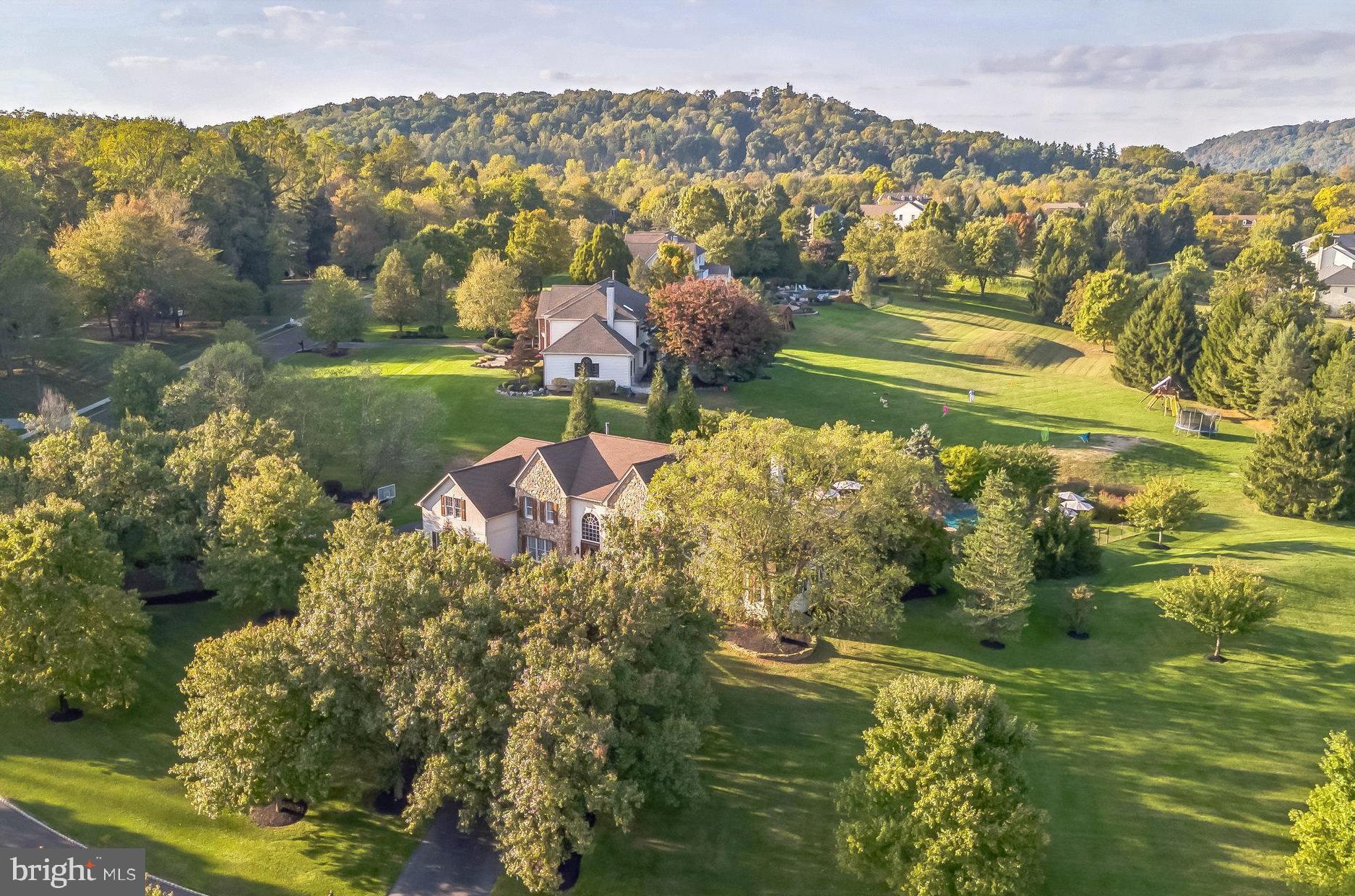 RIVER CROSSING - Residential