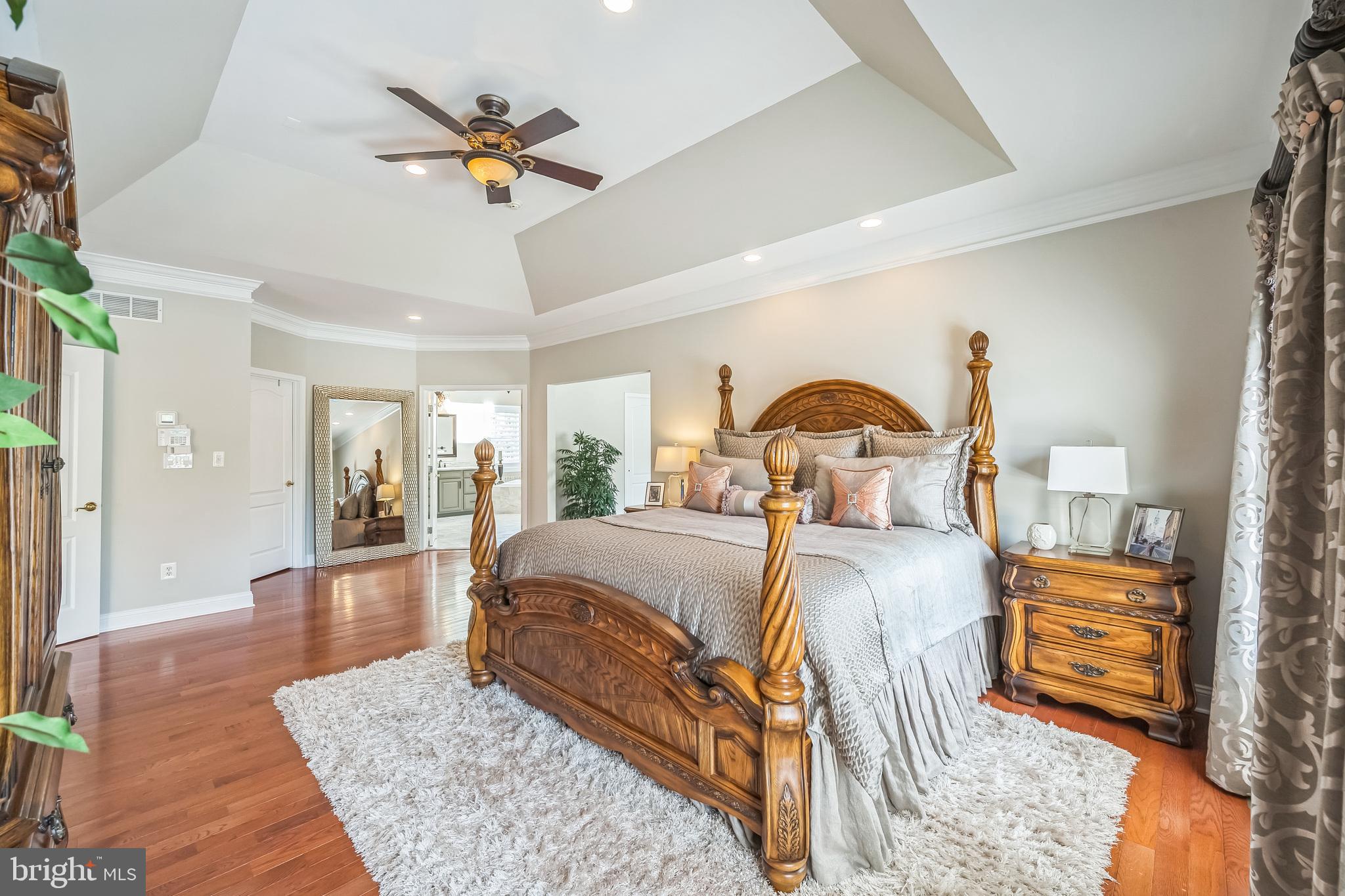 RIVER CROSSING - Residential