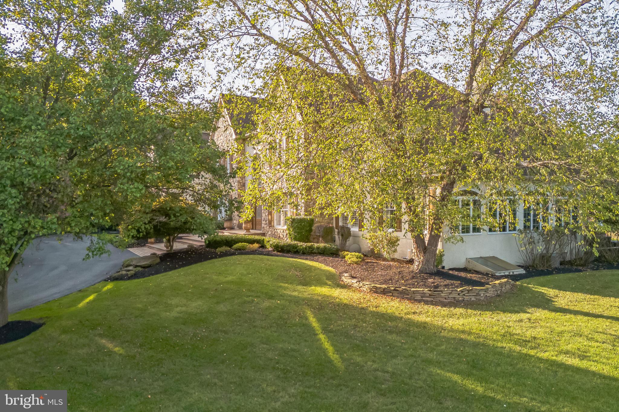 55 WOODSIDE LANE