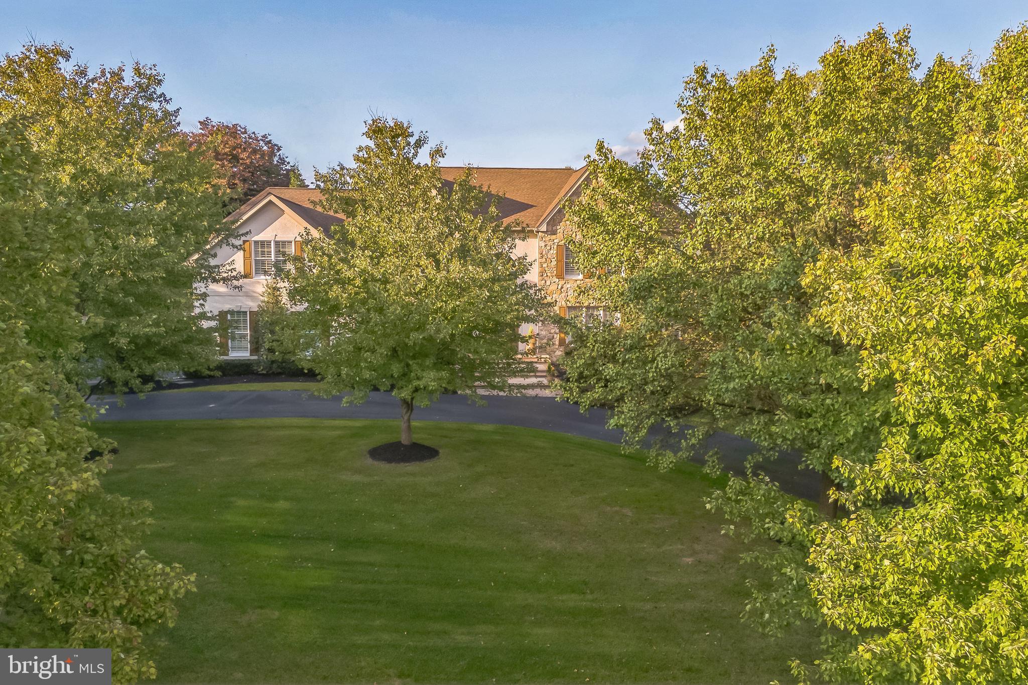 RIVER CROSSING - Residential