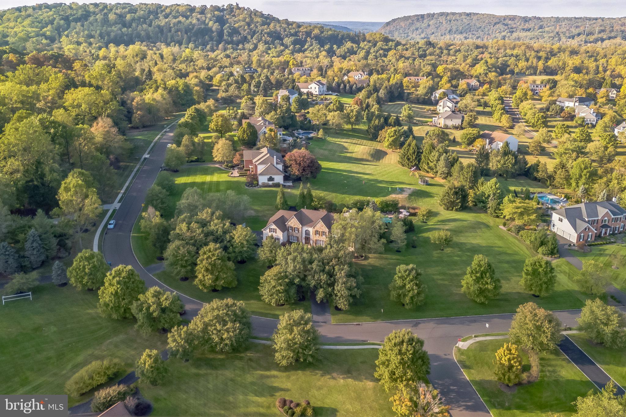 RIVER CROSSING - Residential