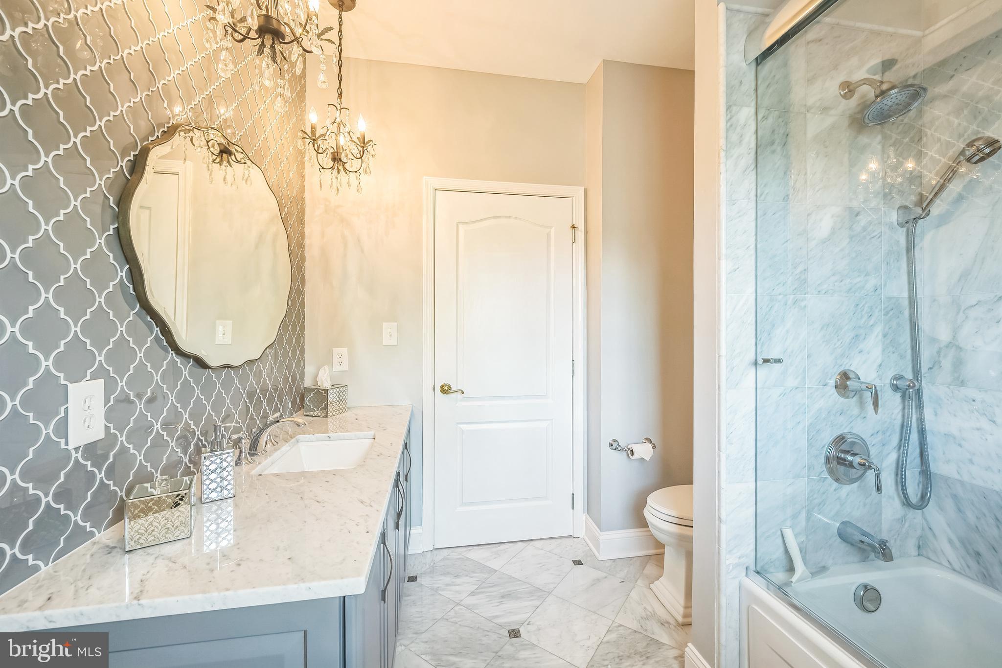 RIVER CROSSING - Residential