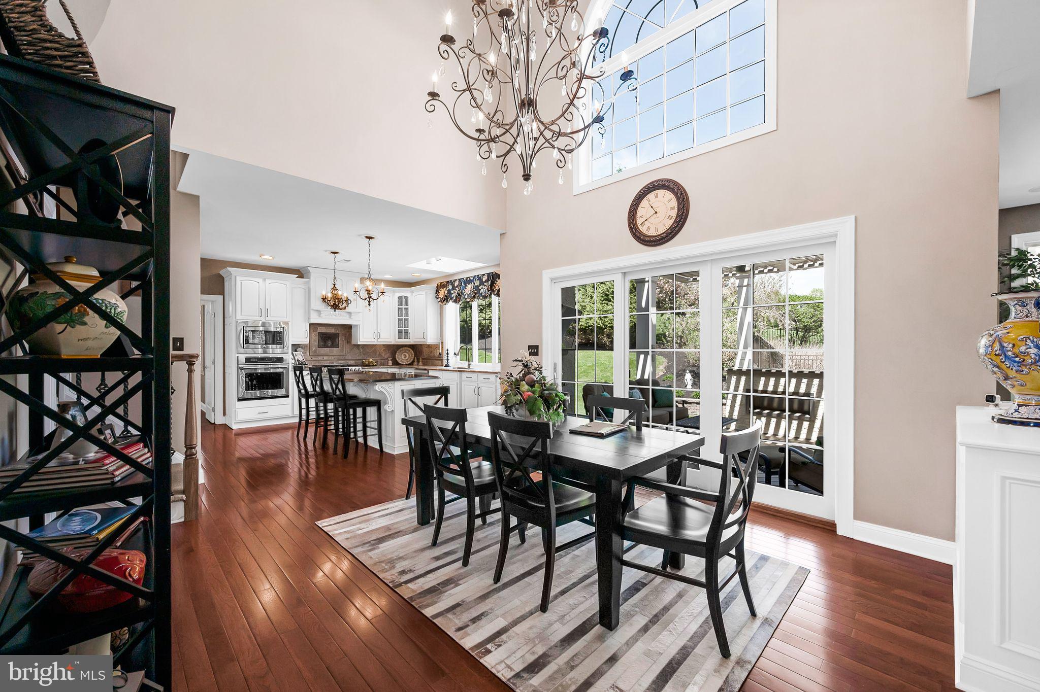 RIVER CROSSING - Residential