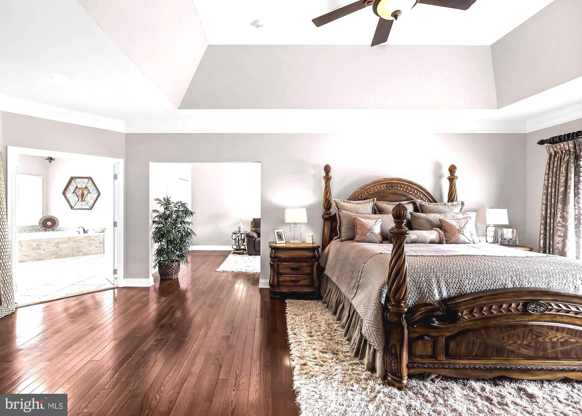 RIVER CROSSING - Residential