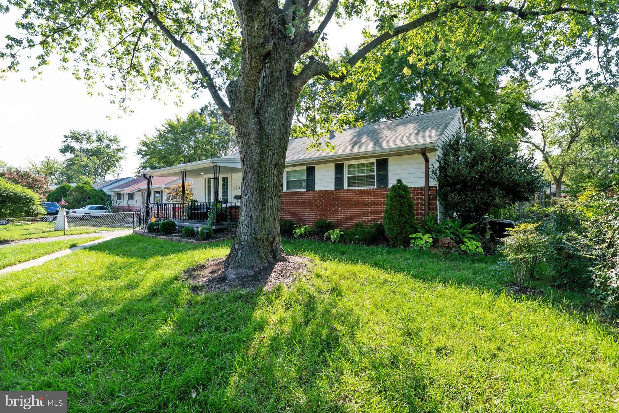 FAIRLAWN - Residential