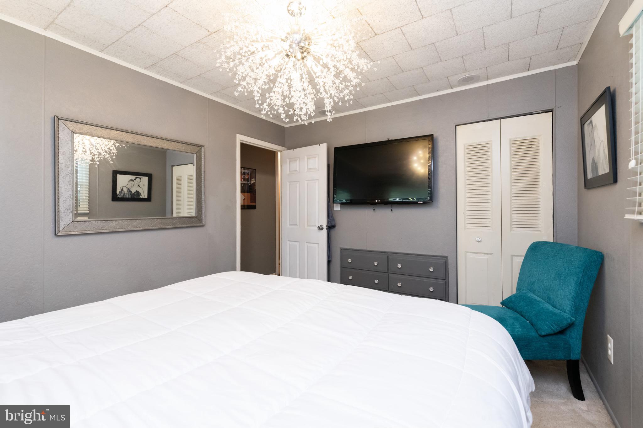 FAIRLAWN - Residential