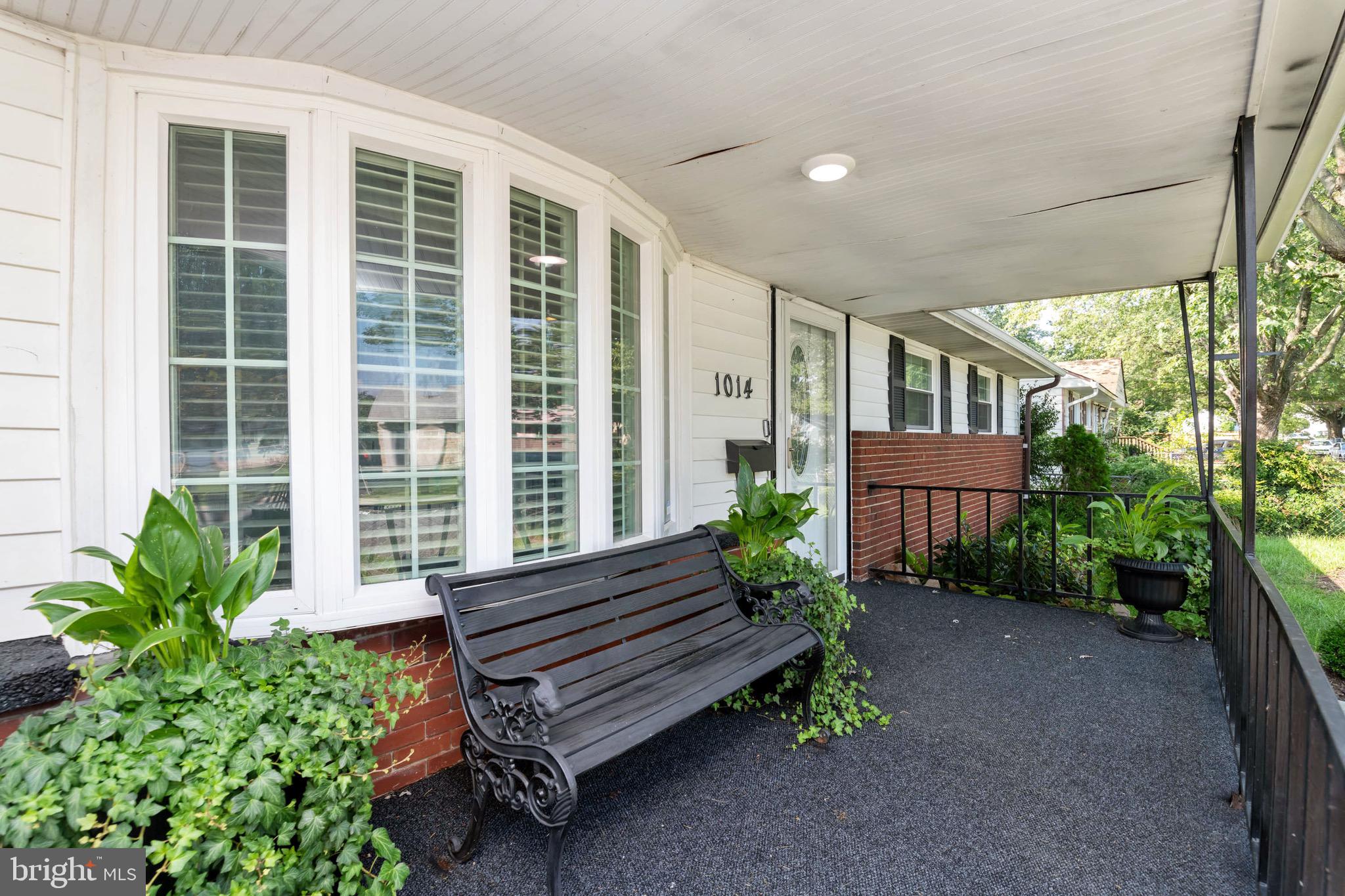 FAIRLAWN - Residential