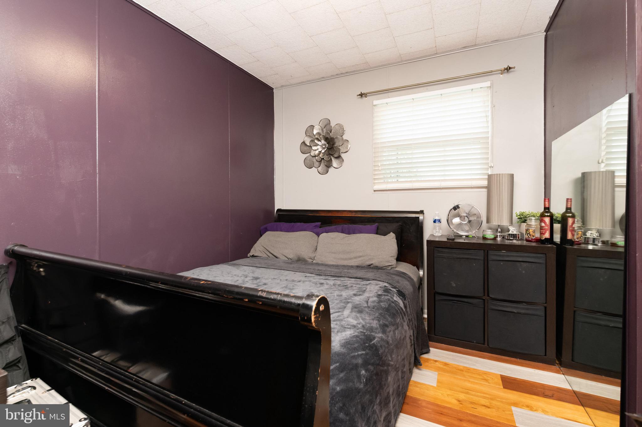 FAIRLAWN - Residential