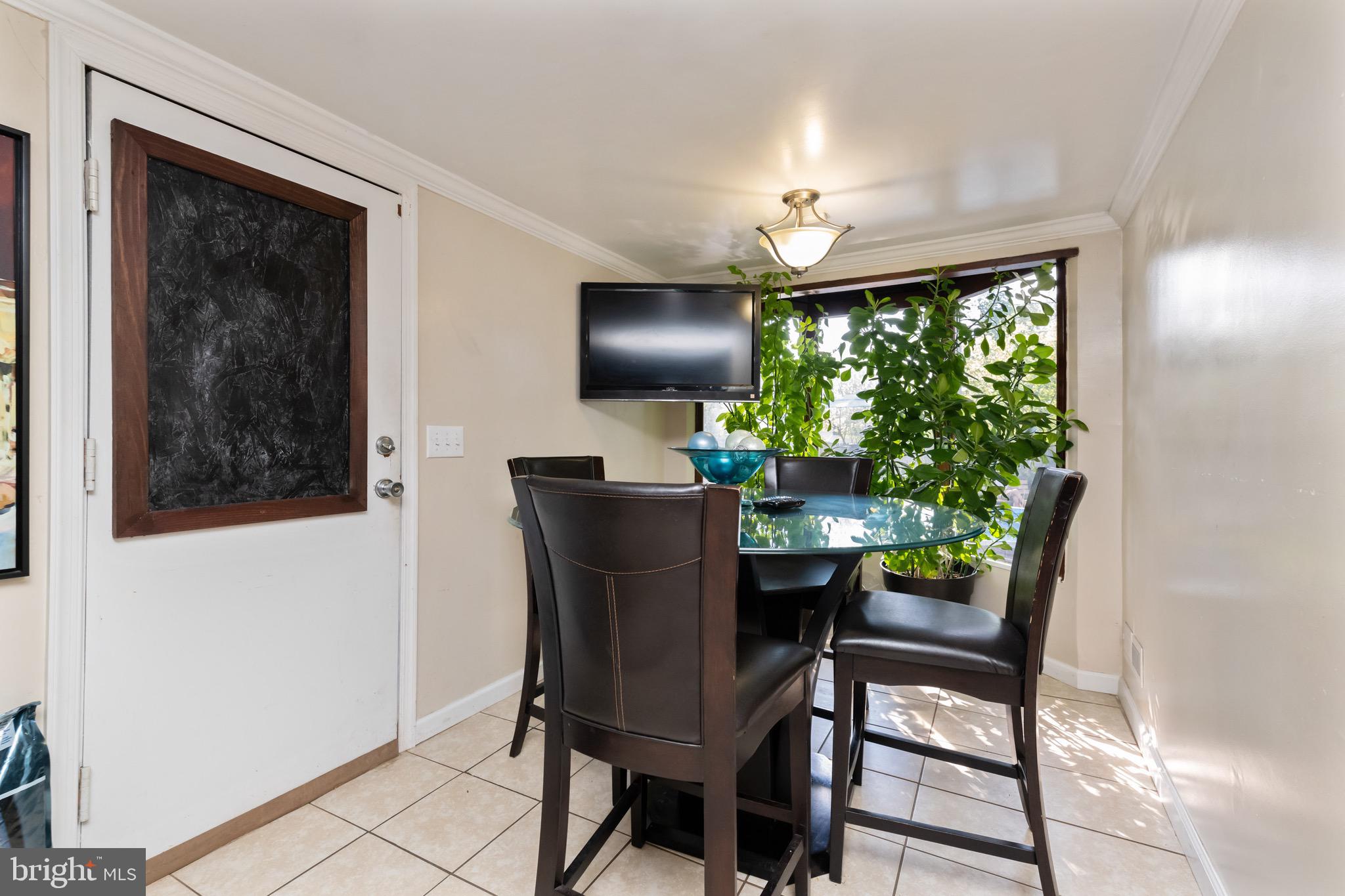 FAIRLAWN - Residential