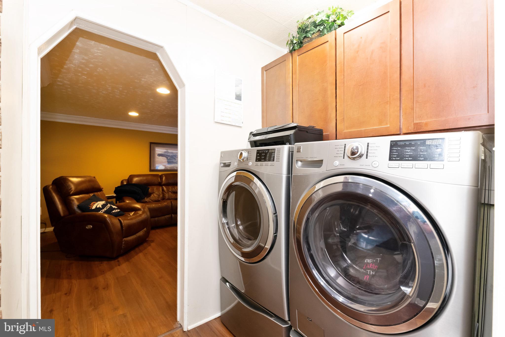 FAIRLAWN - Residential