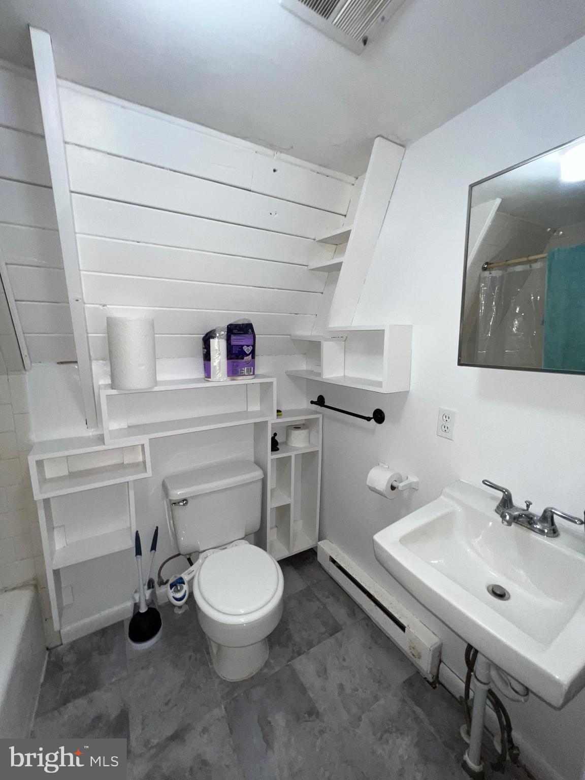 AVON BEND - Residential Lease