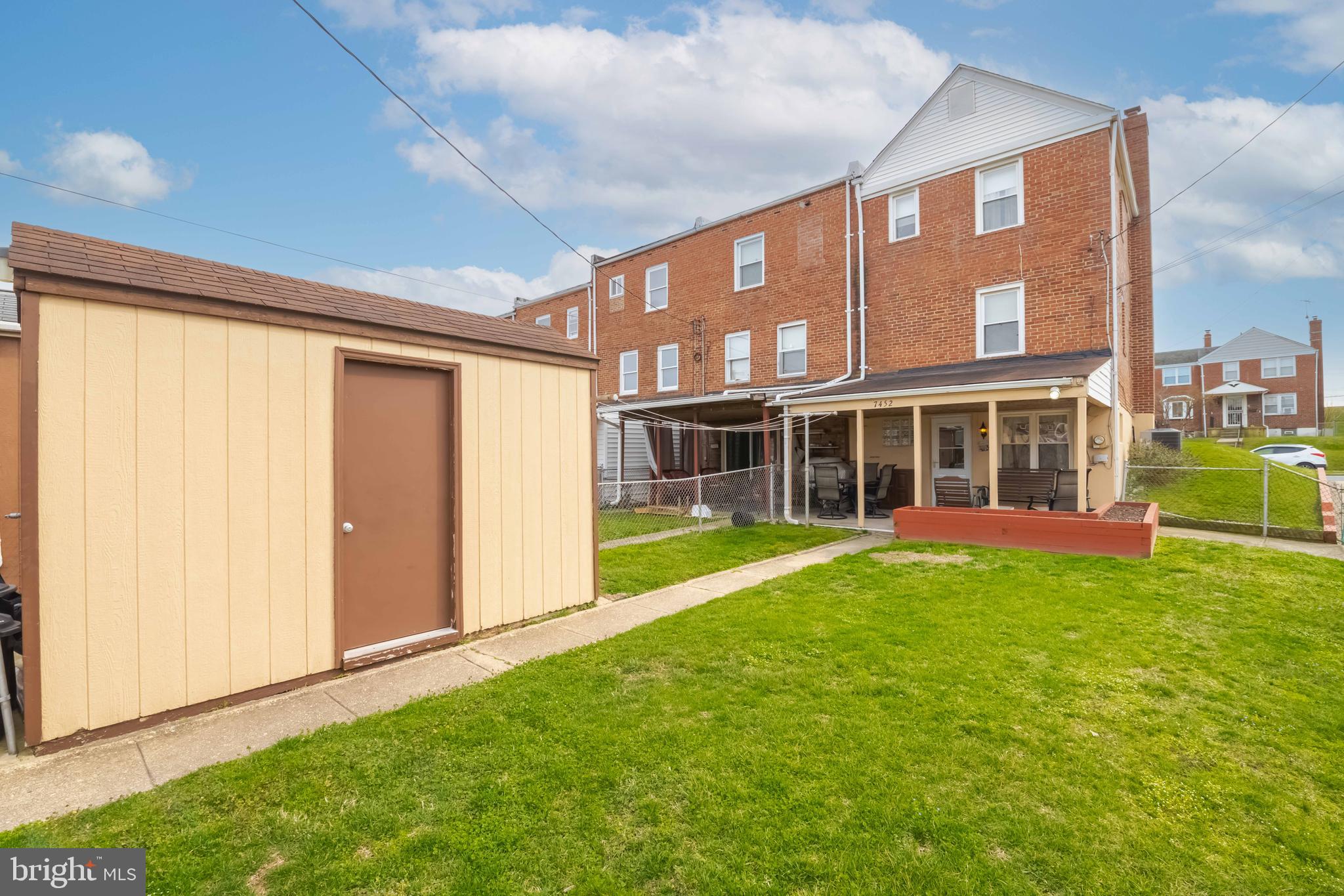 EASTFIELD - Residential