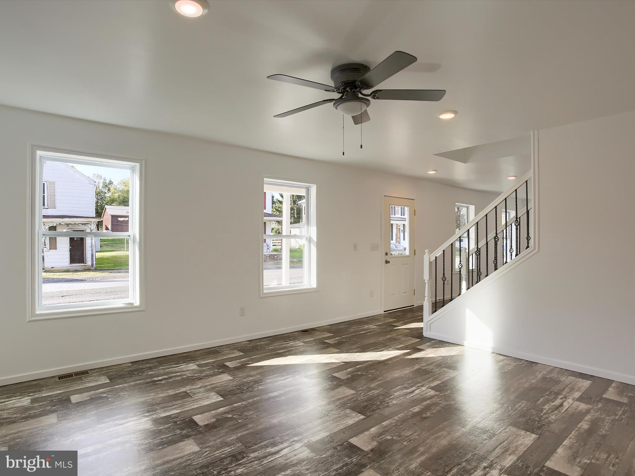 PERRY COUNTY - Residential