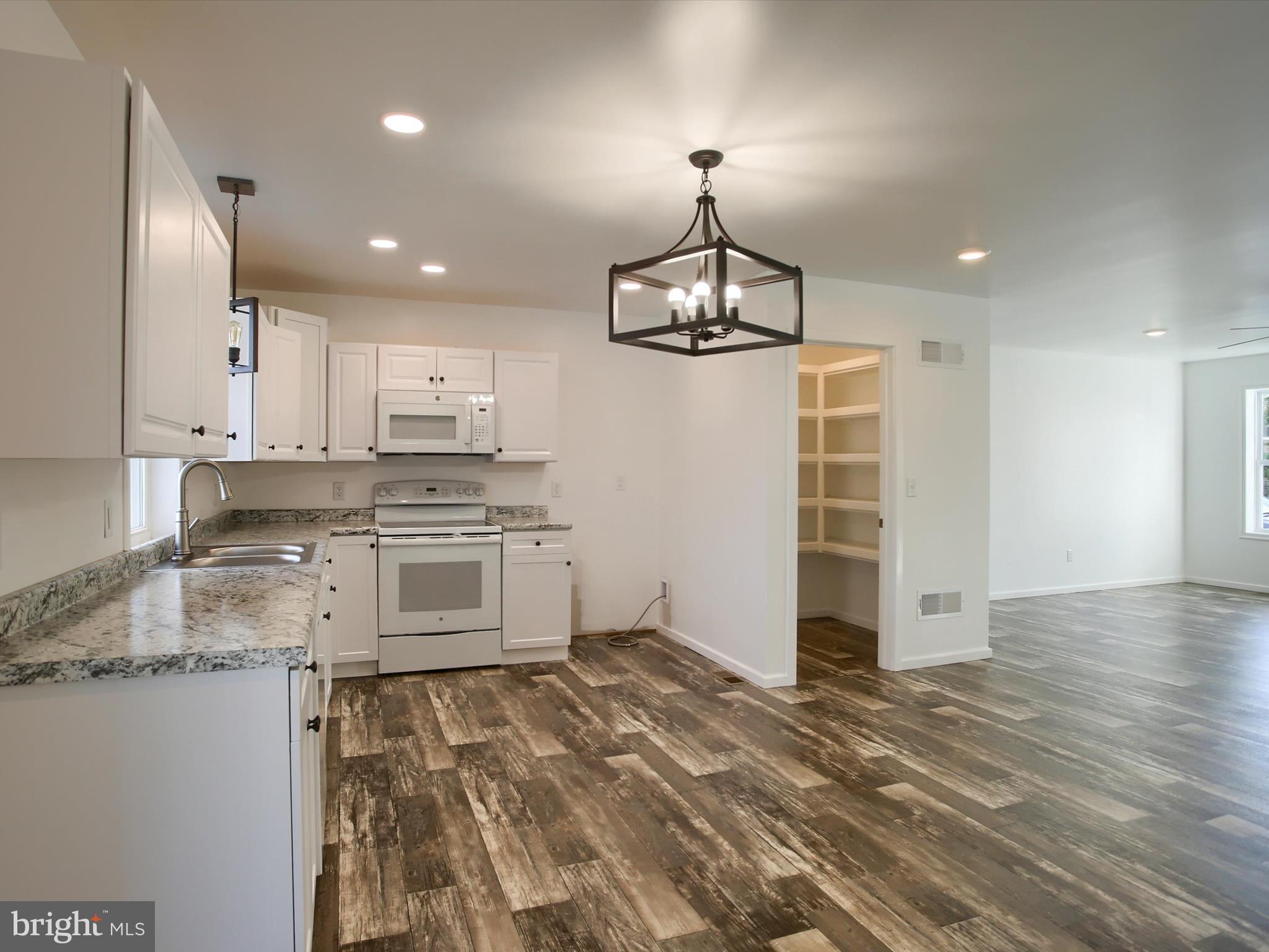 PERRY COUNTY - Residential