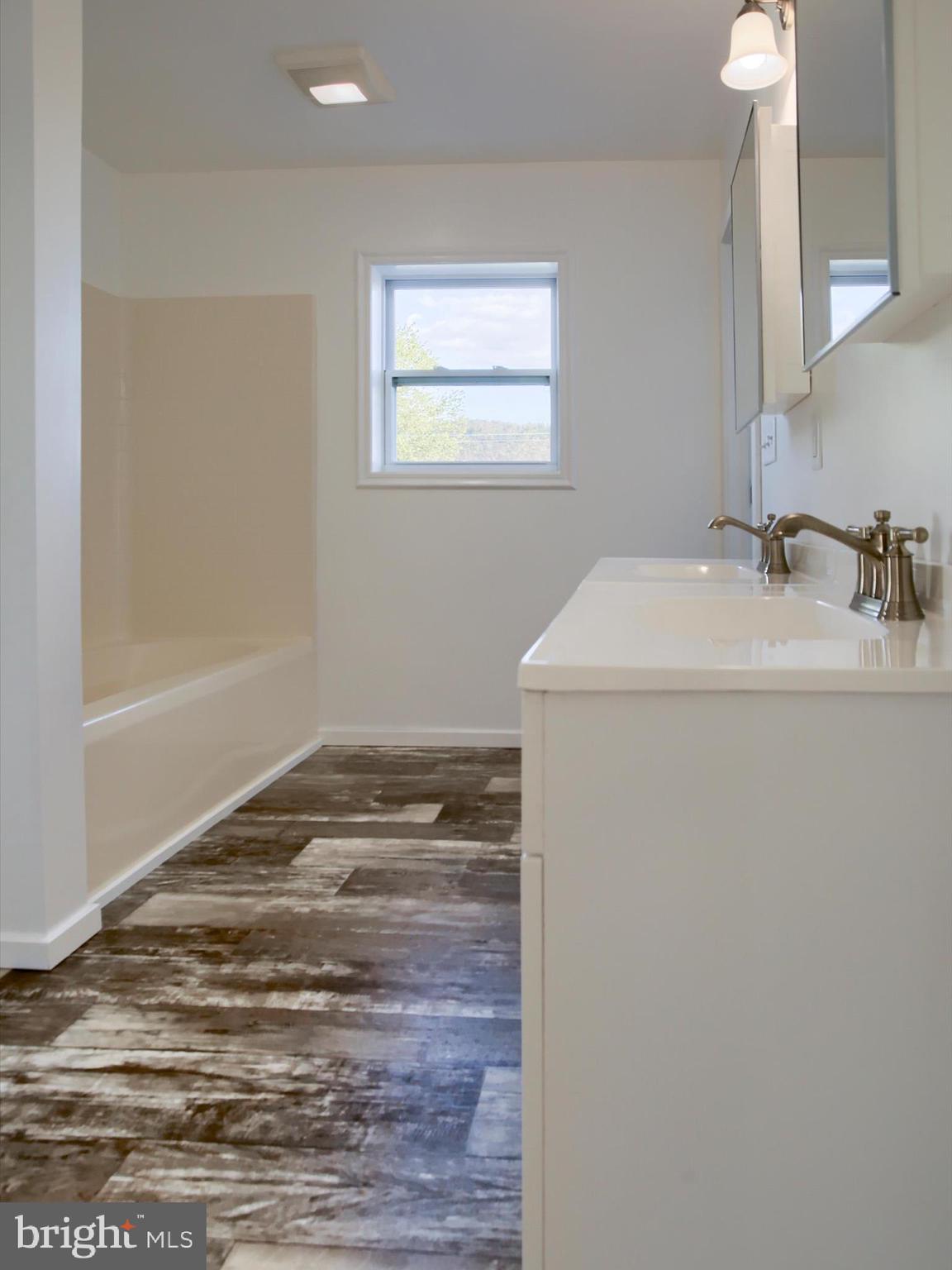 PERRY COUNTY - Residential