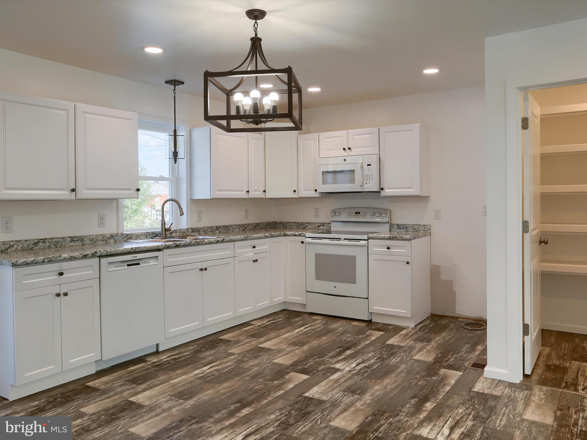 PERRY COUNTY - Residential