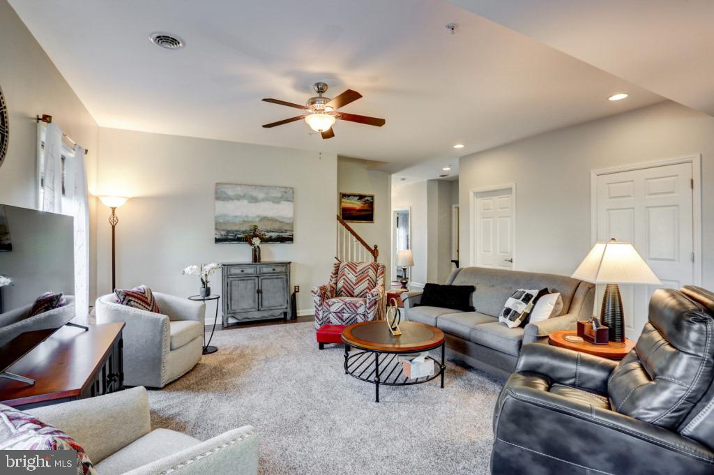 VILLAS AT ELM TREE - Residential