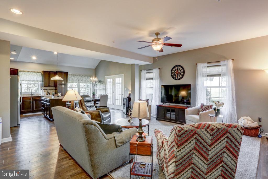 VILLAS AT ELM TREE - Residential