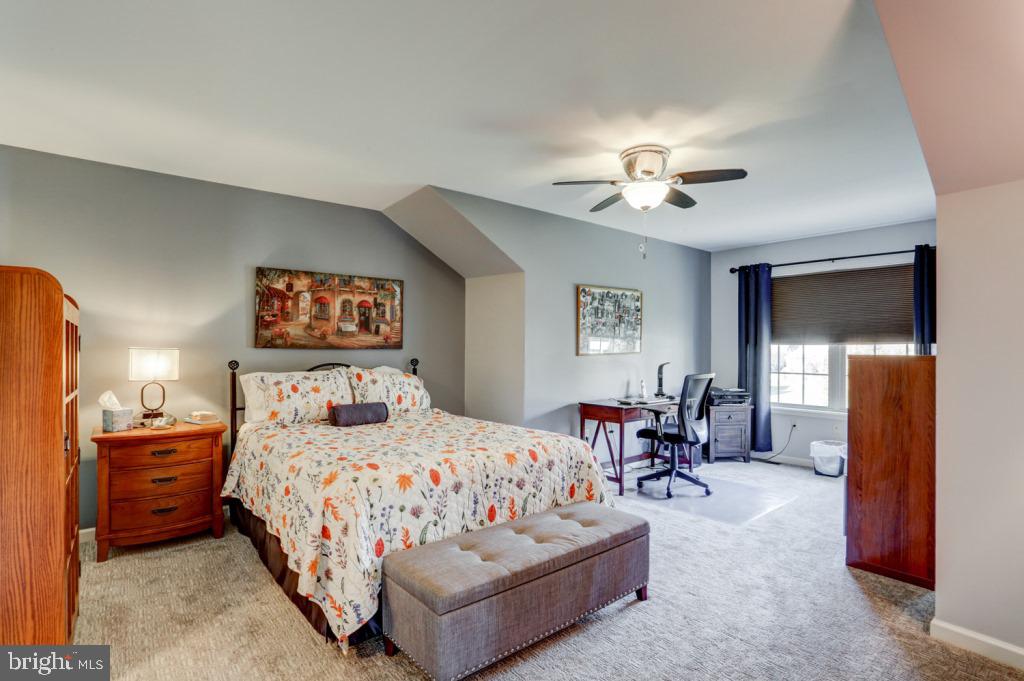 VILLAS AT ELM TREE - Residential