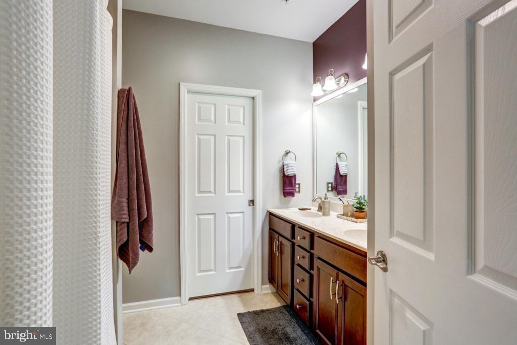 VILLAS AT ELM TREE - Residential