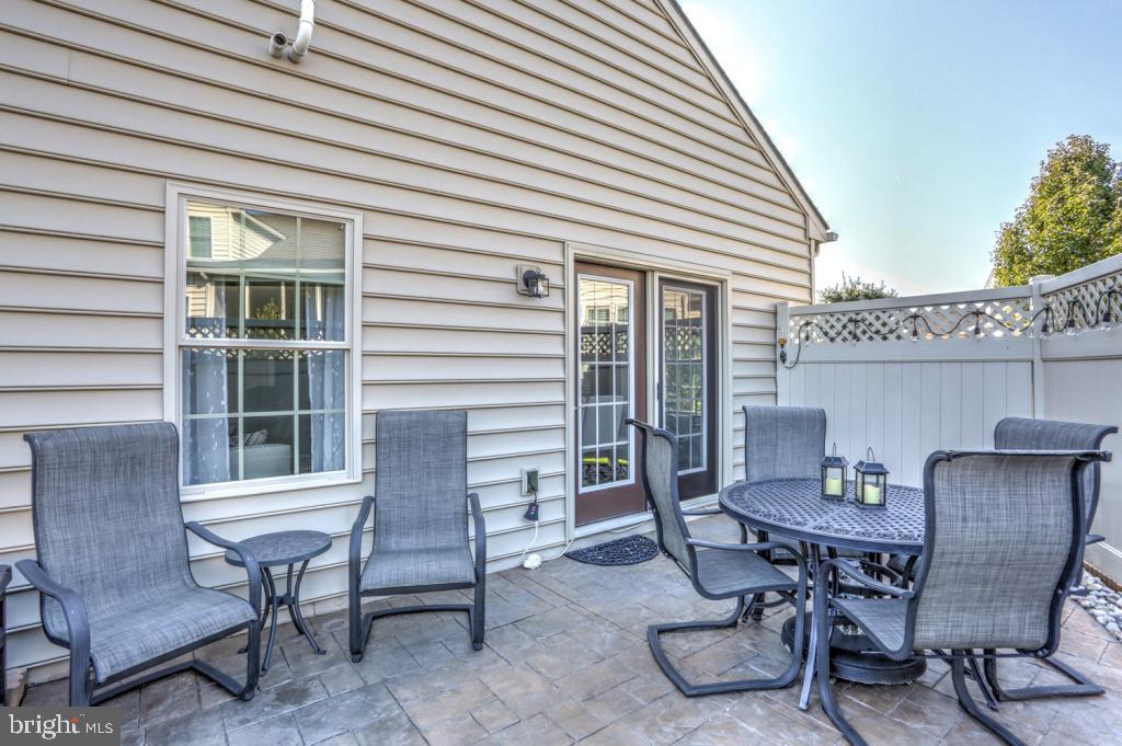 VILLAS AT ELM TREE - Residential