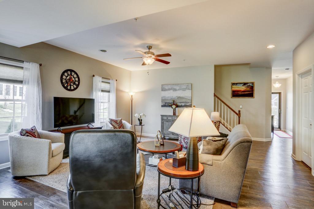 VILLAS AT ELM TREE - Residential