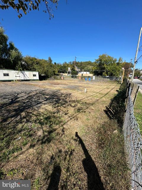 Vacant Land For Sale - 5927 Central Avenue<br/> CAPITOL HEIGHTS, MD 20743