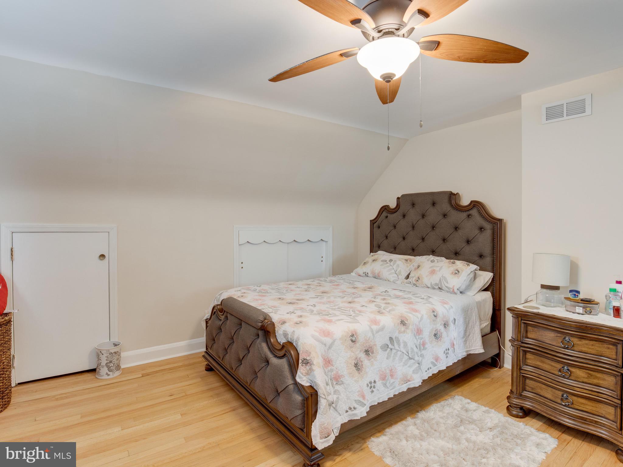 PARKVILLE - Residential