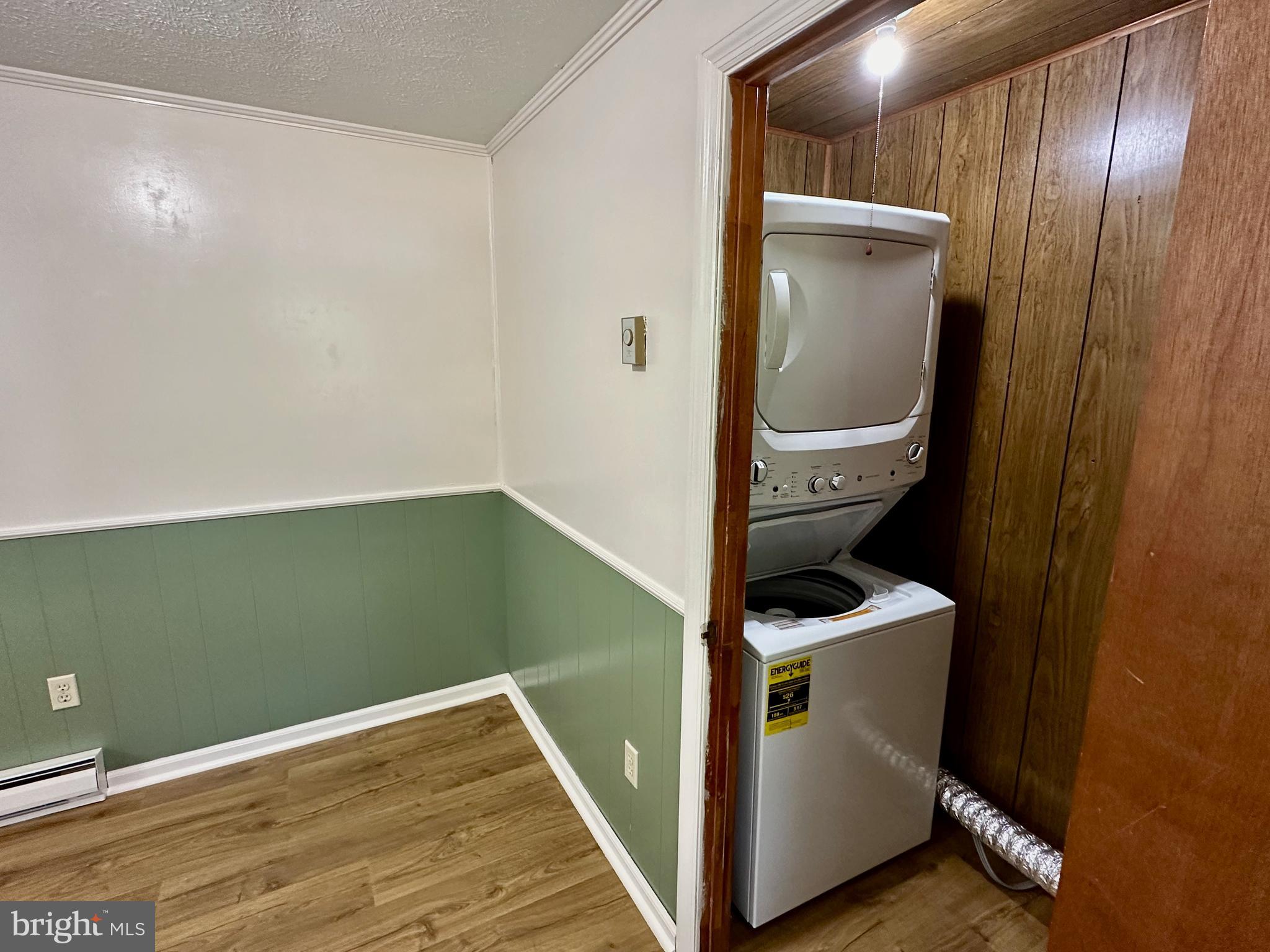 GORDONDALE - Residential Lease