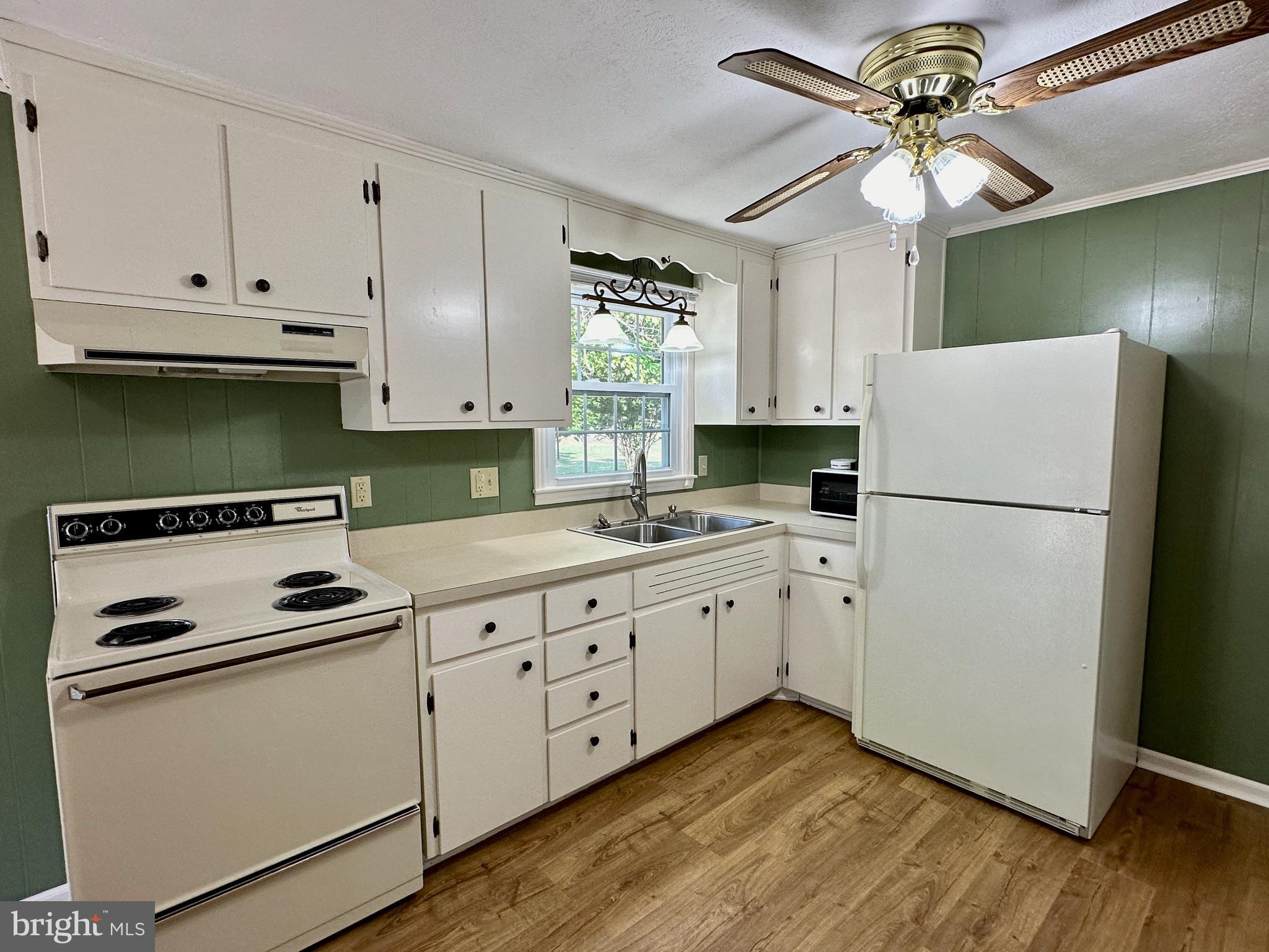 GORDONDALE - Residential Lease