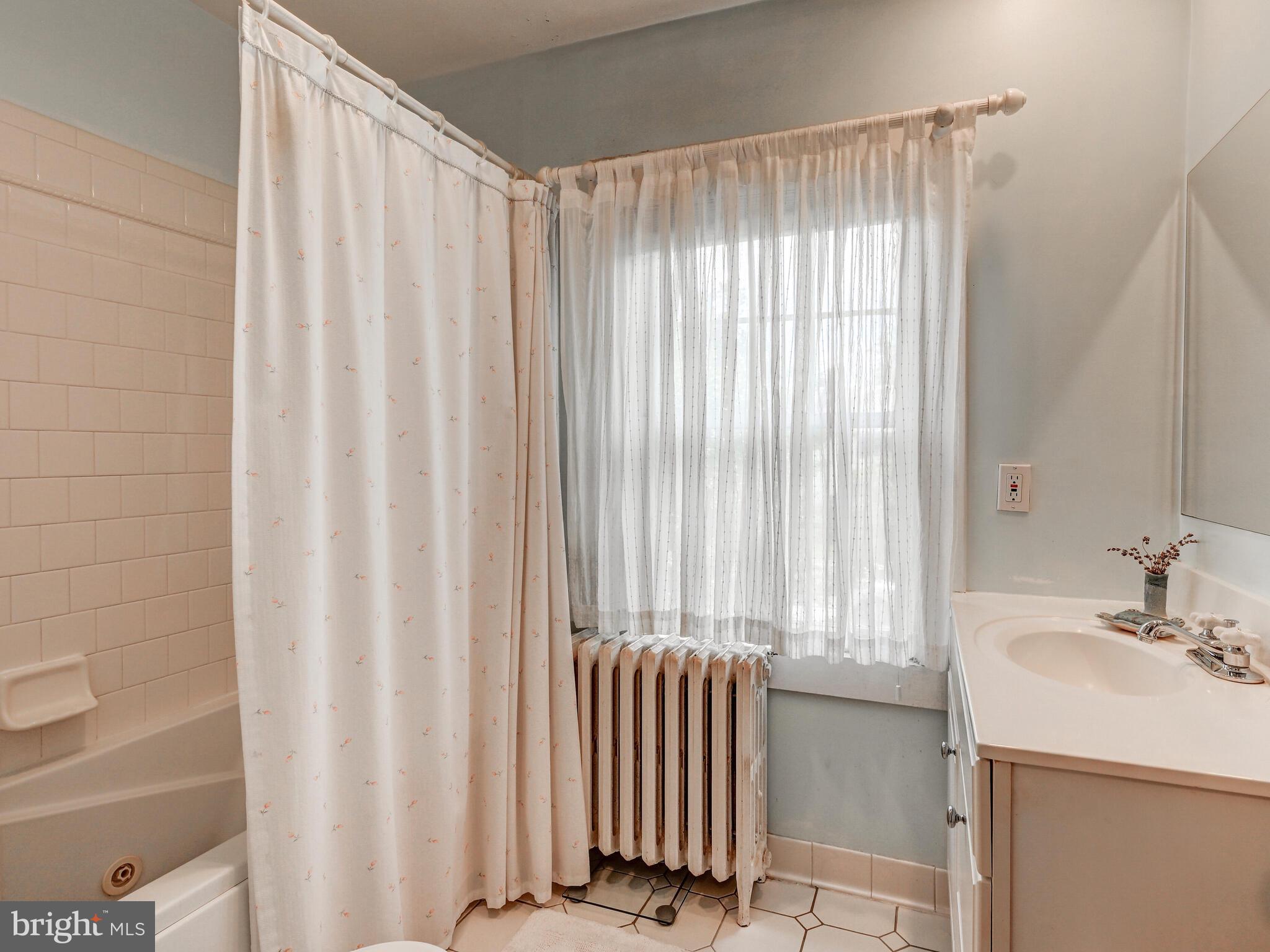 GREATER HOMELAND HISTORIC DISTRICT - Residential