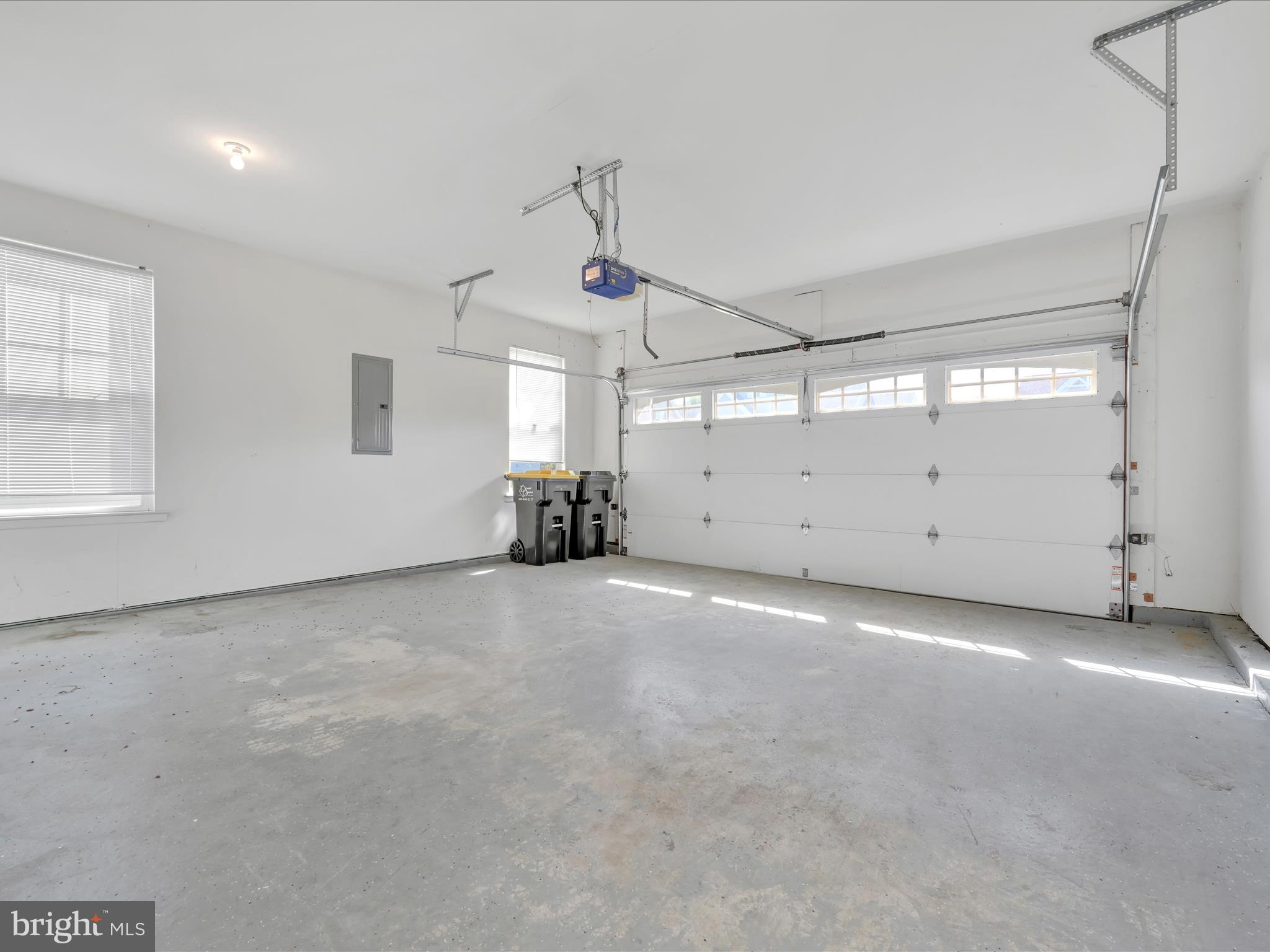 MEADOW VIEW FARMS - Residential