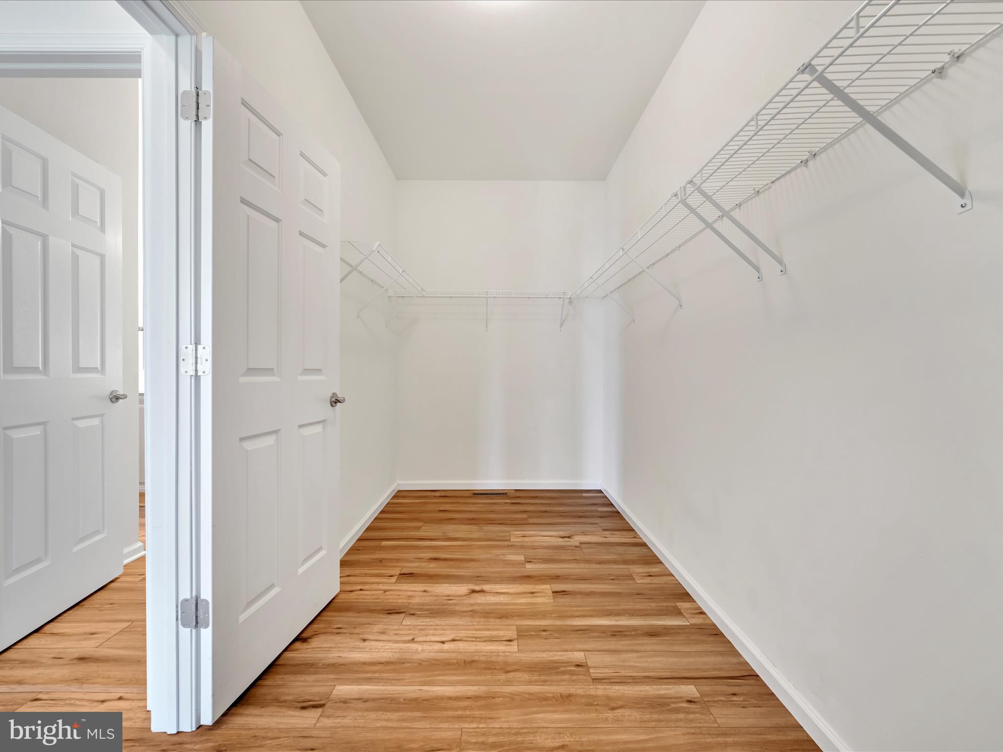 MEADOW VIEW FARMS - Residential