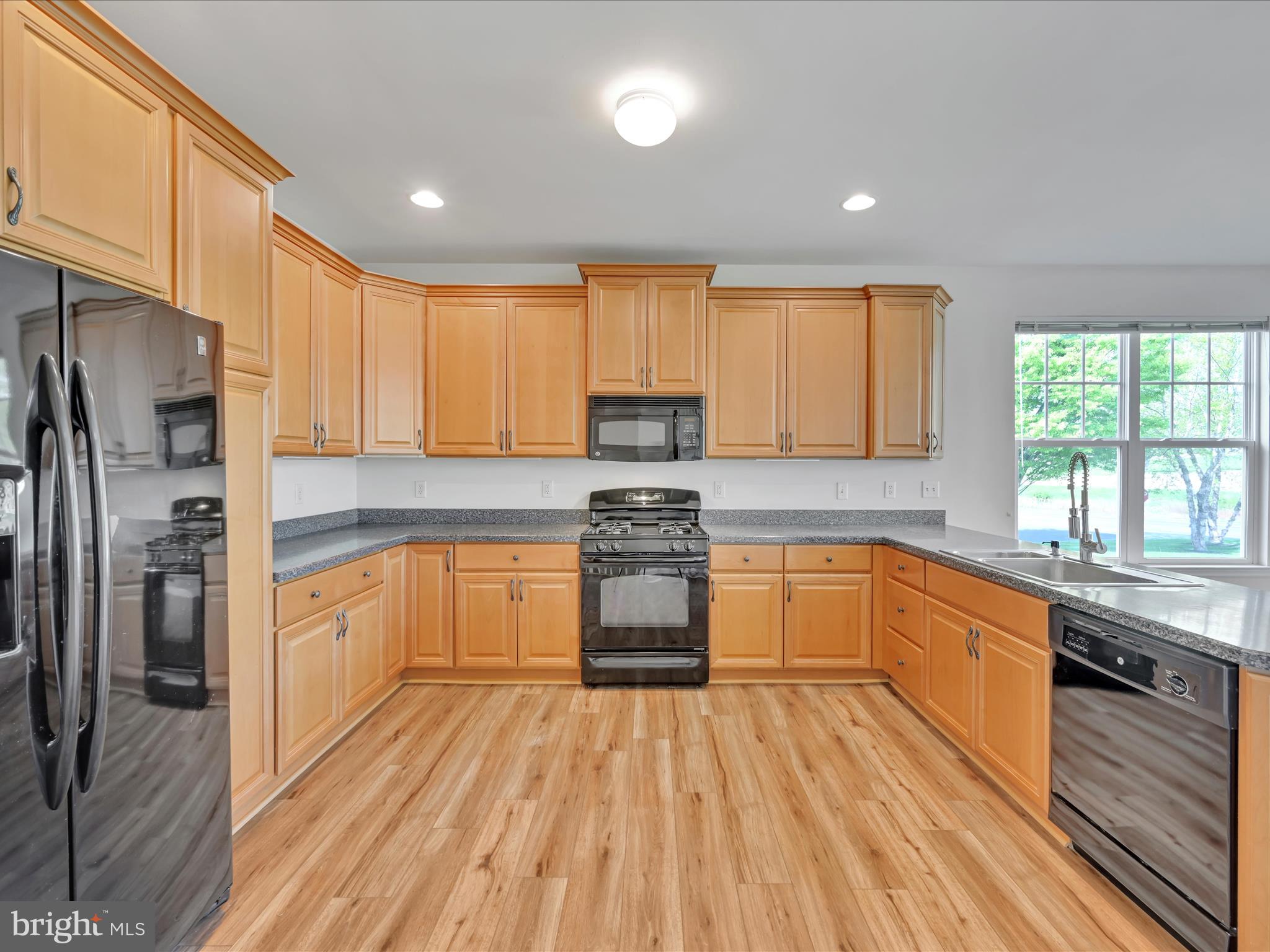 MEADOW VIEW FARMS - Residential