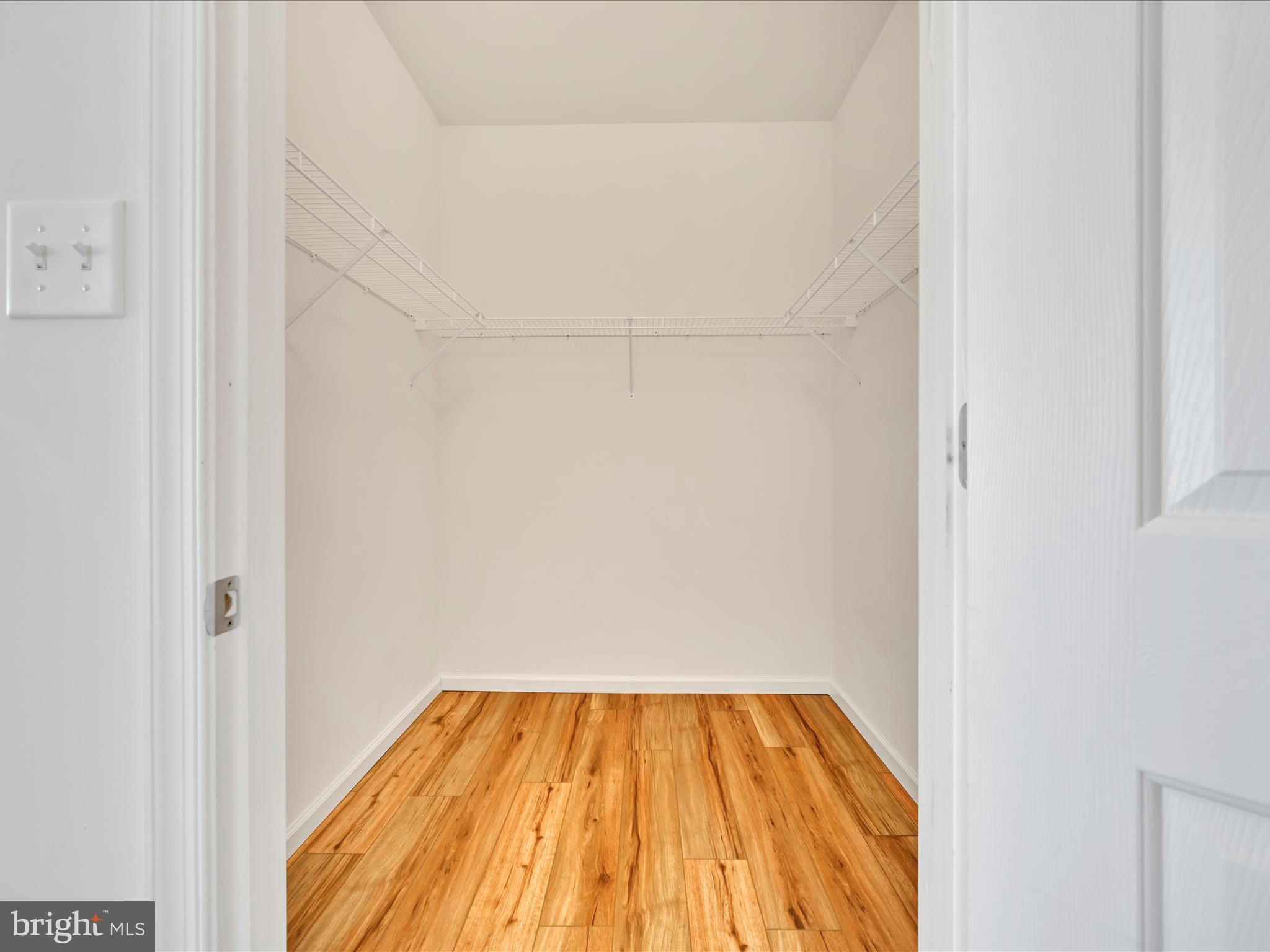 MEADOW VIEW FARMS - Residential