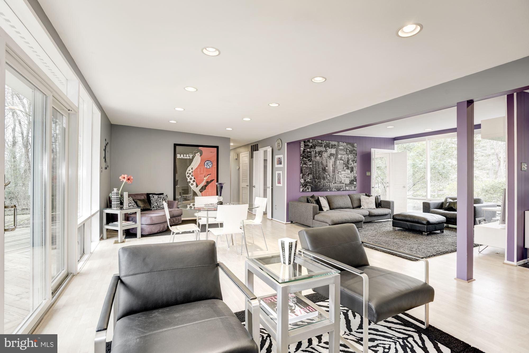 HOLLIN HILLS - Residential