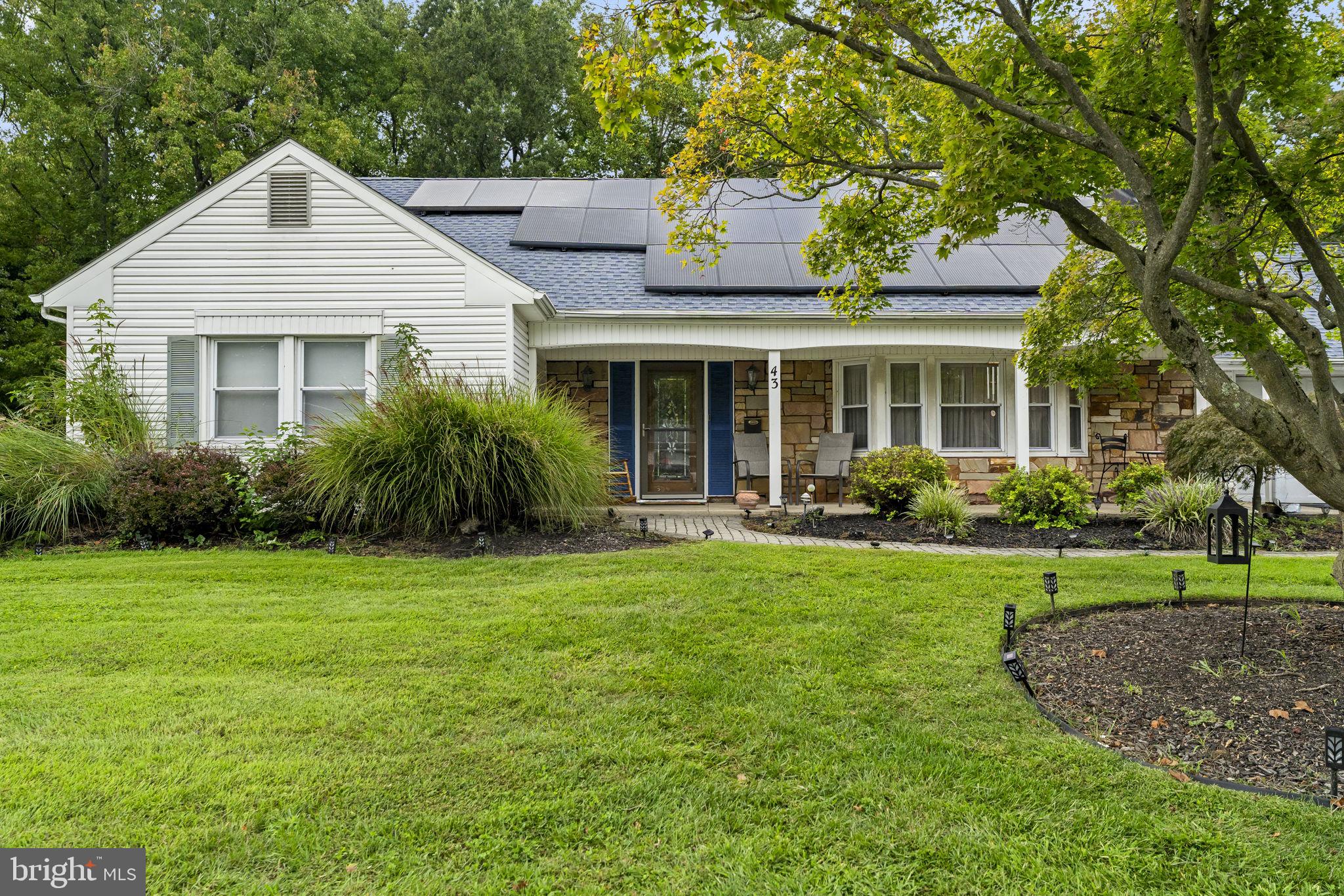 43 TIFFANY LANE