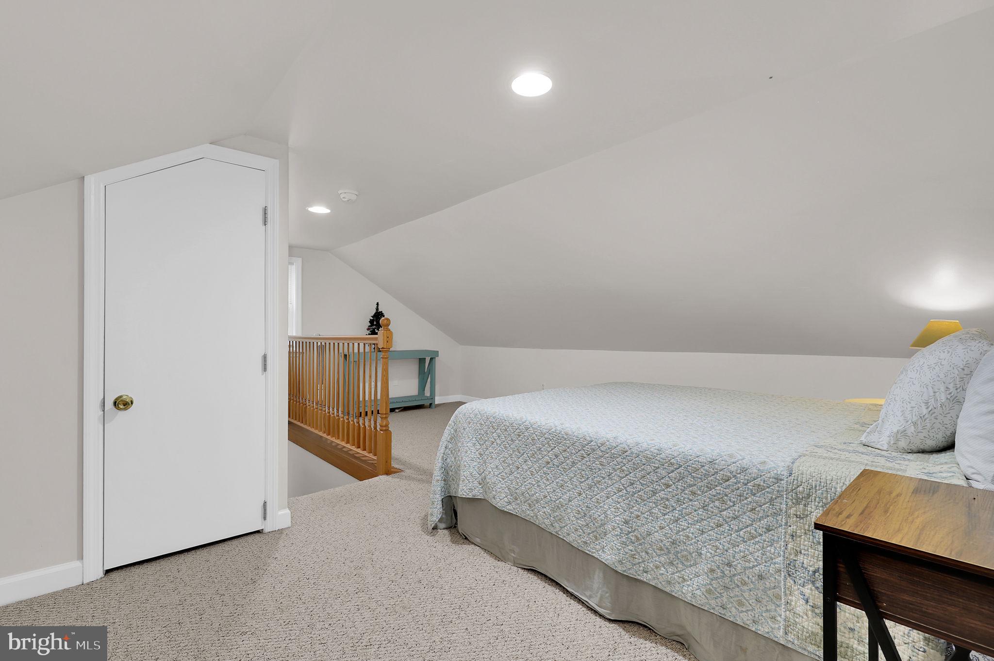 LINDEN HEIGHTS - Residential