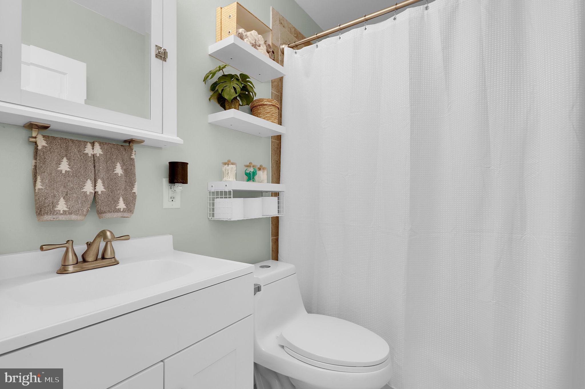 LINDEN HEIGHTS - Residential