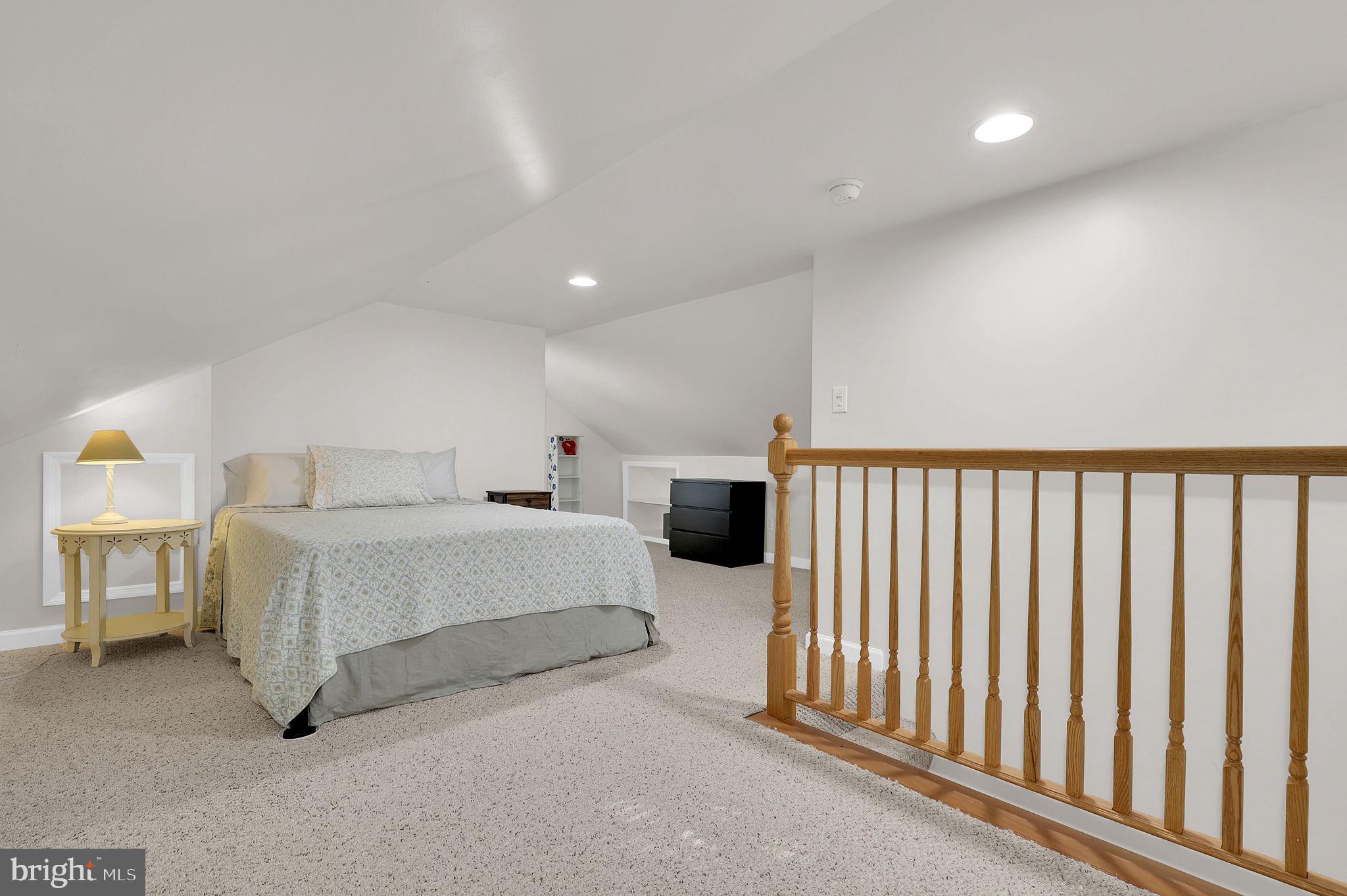 LINDEN HEIGHTS - Residential