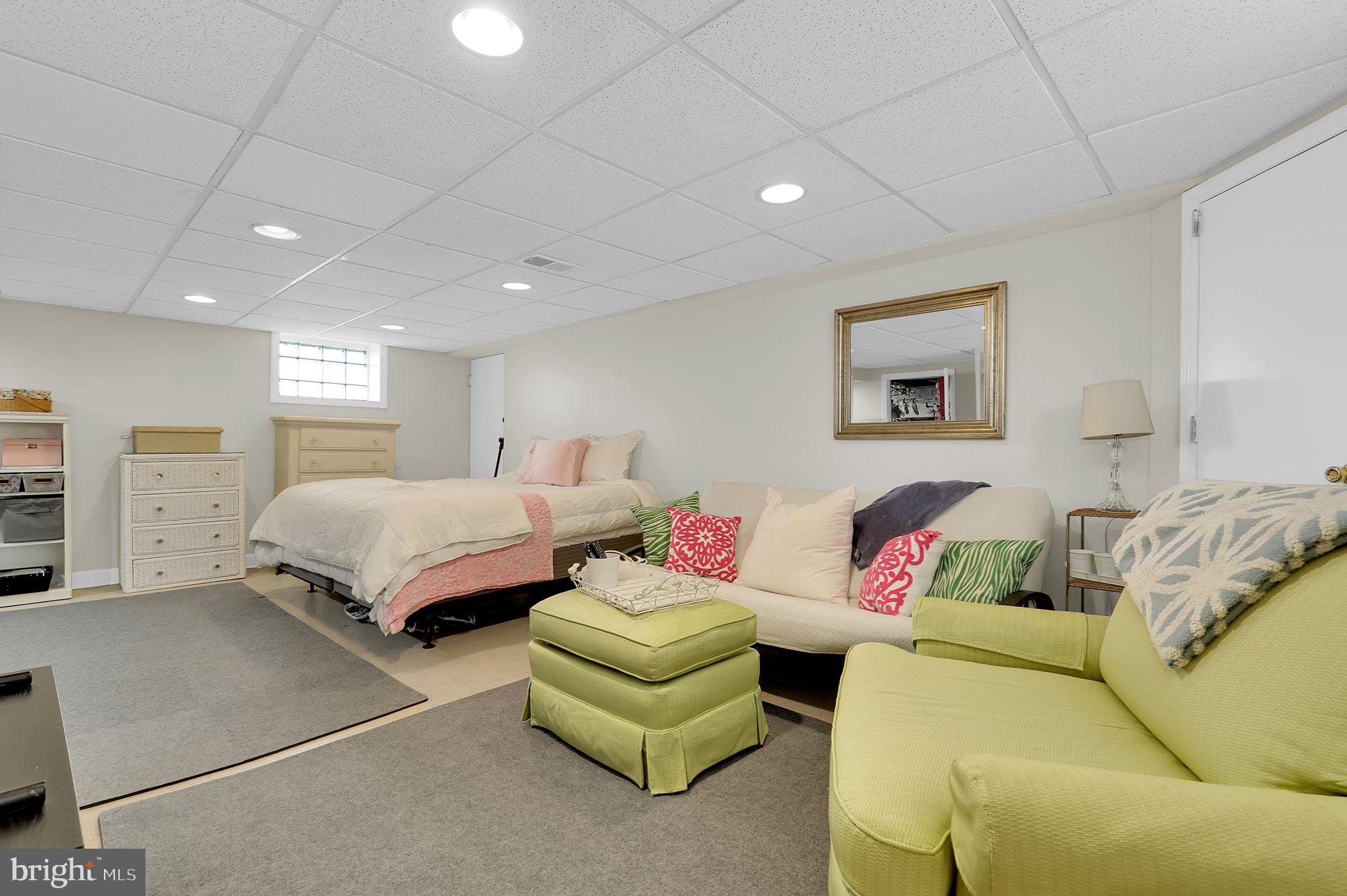 LINDEN HEIGHTS - Residential