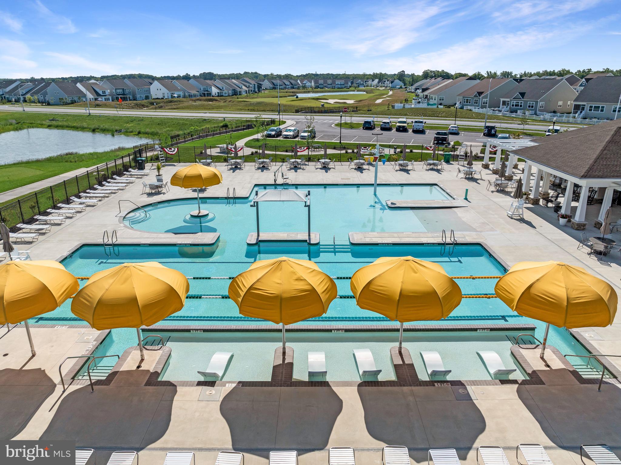 PLANTATION LAKES - Residential