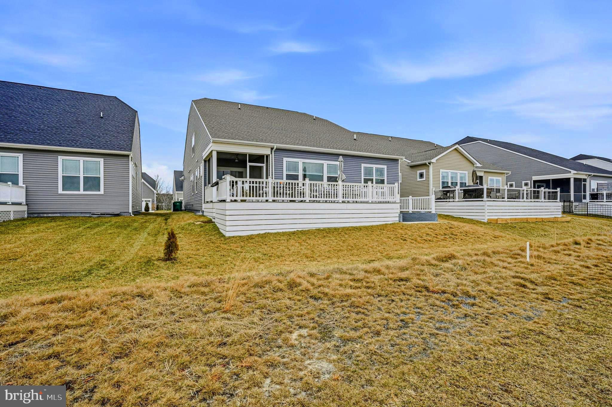 PLANTATION LAKES - Residential